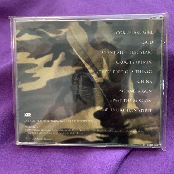 New and sealed vintage Tori Amos CD 💿 - Picture 2 of 4